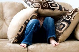 Paniikkikohtaukset ja paniikkihäiriö: oireet, syyt ja hoito