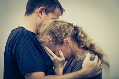 itku vaimo aviomies hoito rakkaansa