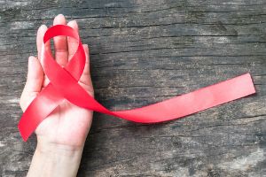 Червена панделка за ХИВ / СПИН